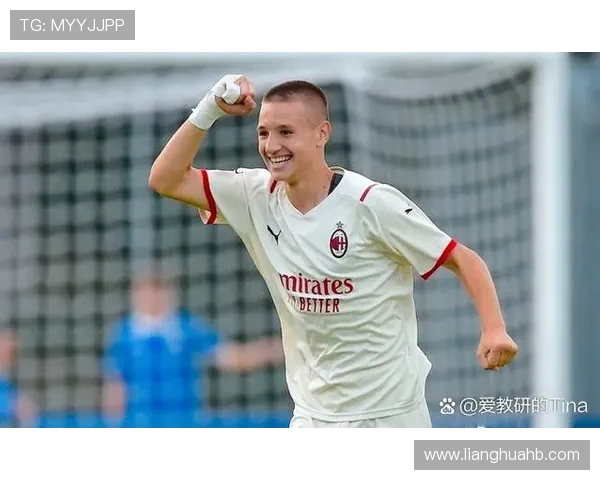 击败意大利的足球明星是谁他在比赛中的精彩表现引发热议